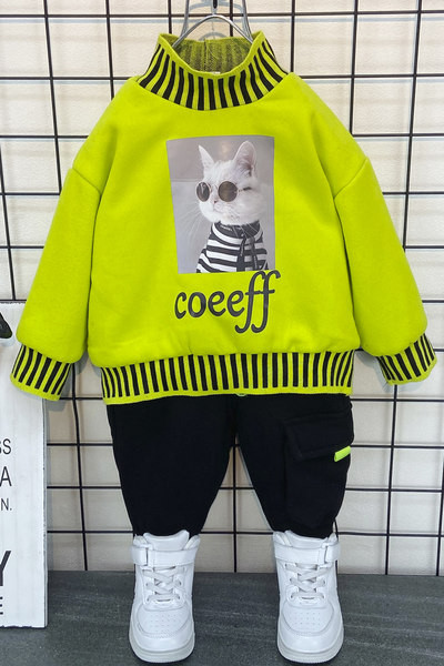 Νέο παιδικό σετ μοντέλου κατάλληλο για την άνοιξη - για αγόρια