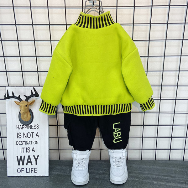 Νέο παιδικό σετ μοντέλου κατάλληλο για την άνοιξη - για αγόρια