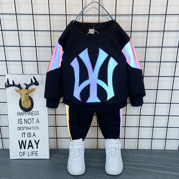 Παιδικό κοστούμι κατάλληλο για αγόρια