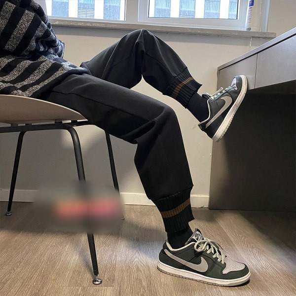 Ανδρικό παντελόνι κλασικό μοντέλο