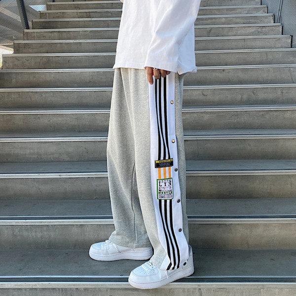 Ανδρικό παντελόνι  φαδύ μοντέλο με άκρα και κουμπιά