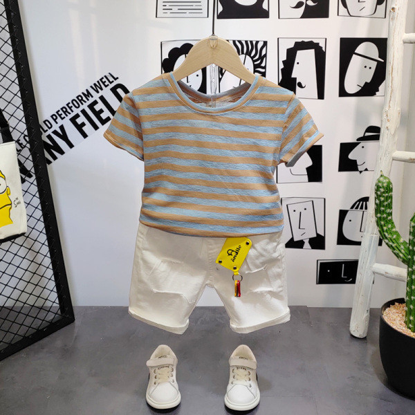 Casual σετ καρό - μπλουζάκι και κοντό τζιν