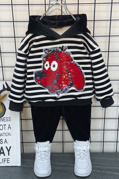 Νέο μοντέλο παιδικό ριγέ σετ σε μαύρο και μπλε χρώμα