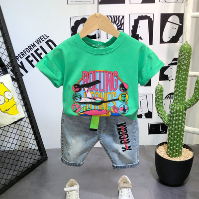 Καλοκαιρινό σετ για αγόρια μπλούζα με πολύχρωμες απλίκες και τζιν