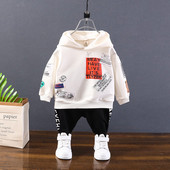 Σπορ καθημερινά παιδικά σετ για αγόρια με εφαρμογές