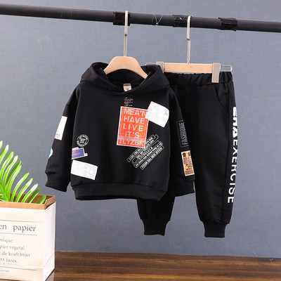 Σπορ καθημερινά παιδικά σετ για αγόρια με εφαρμογές