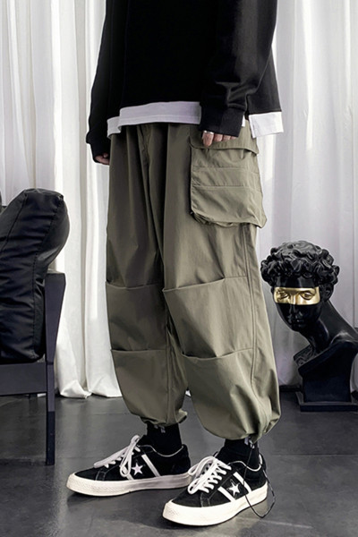 Muški široki model hlača s džepovima sa strane