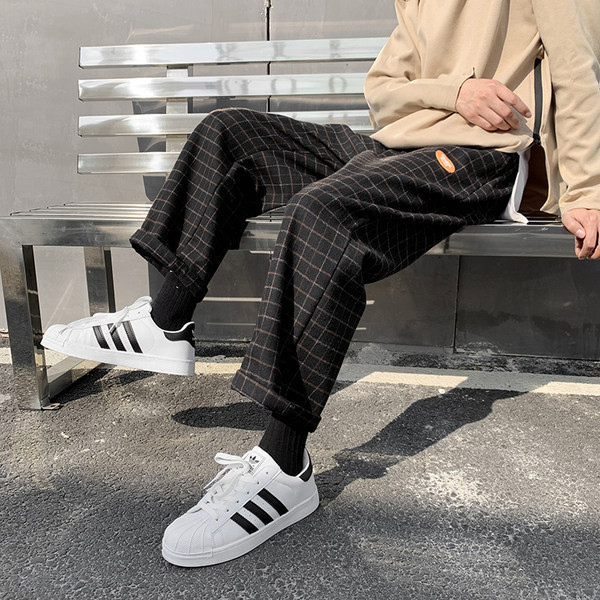 Ανδρικό φαρδύ παντελόνι καρό  φαρδύ μοντέλο