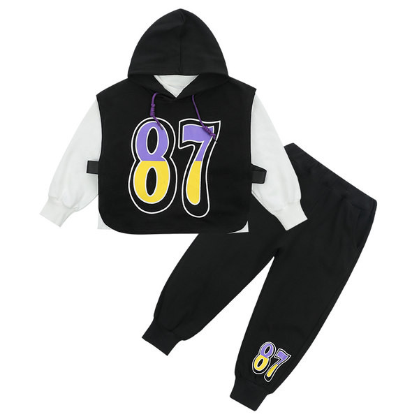 Παιδικό μοντέρνο σετ για αγόρια με κουκούλα σε μαύρο χρώμα