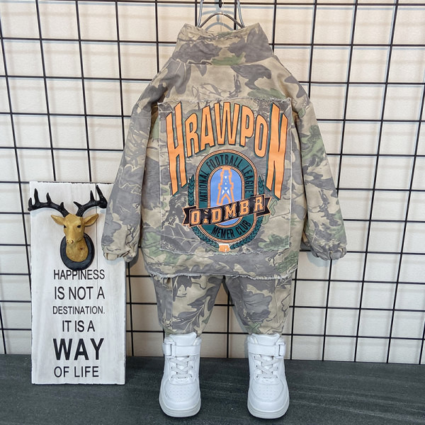 Μοντέρνα παιδικά σετ με ψηλό γιακά και επιγραφή