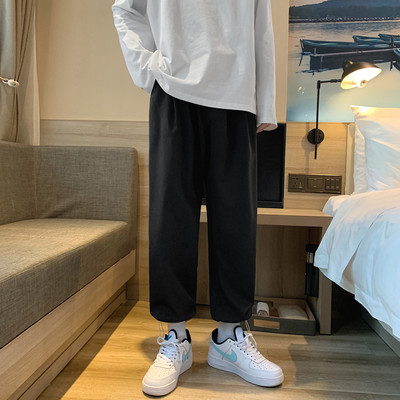 Ανδρικό παντελόνι με μήκος 9/10 - φαρδύ μοντέλο