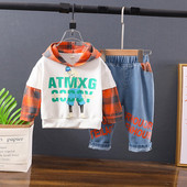 Dnevni dječji set za dječake od traperica i trenirke