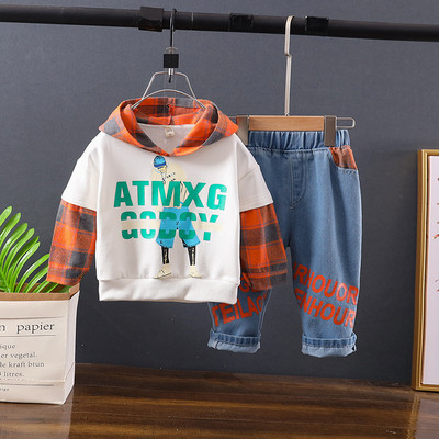 Dnevni dječji set za dječake od traperica i trenirke