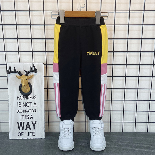 Novi model dječjeg seta sa aplikacijom u boji u dvije boje