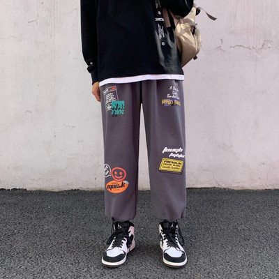 Ανδρικό παντελόνι με κορδόνια και απλικέ