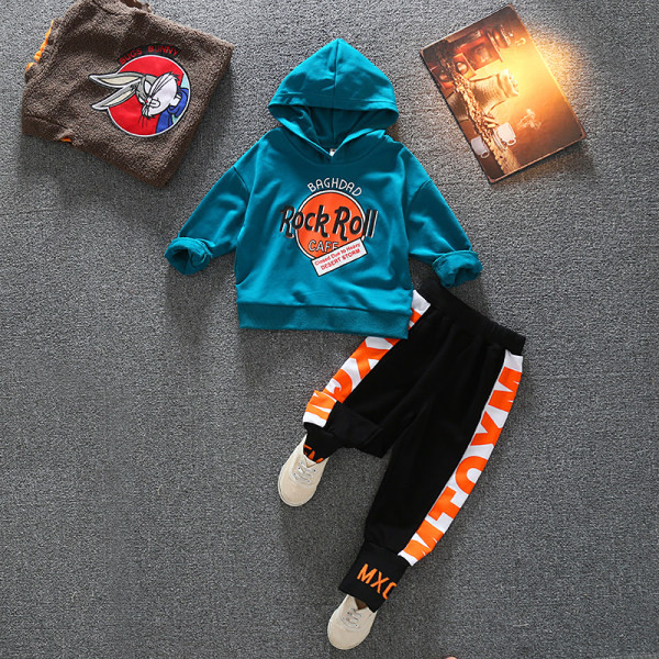 Dječji set s kapuljačom i natpisom za dječake