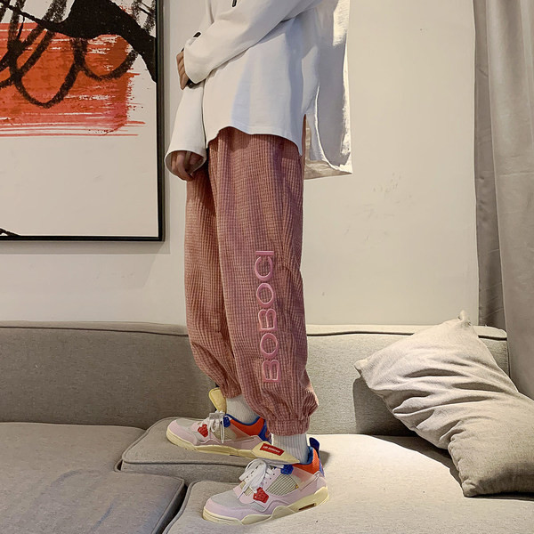 Ανδρικό παντελόνι φαρδύ μοντέλο με επιγραφές