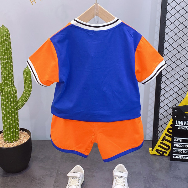 Σπορ και καθημερινό σετ για αγόρια - μπλουζάκι και σορτς