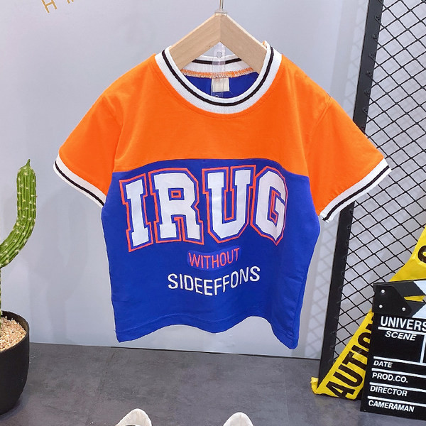 Σπορ και καθημερινό σετ για αγόρια - μπλουζάκι και σορτς