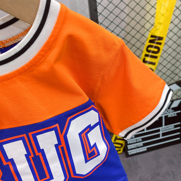 Σπορ και καθημερινό σετ για αγόρια - μπλουζάκι και σορτς