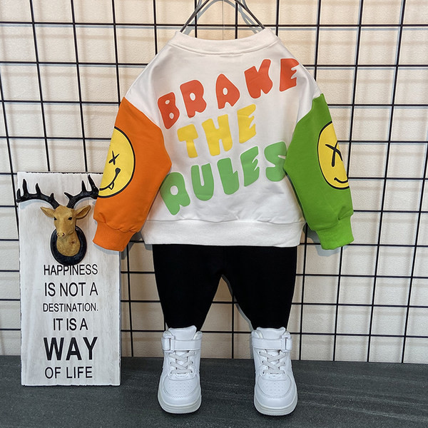 Νέο μοντέλο παιδικό σετ σε δύο χρώματα