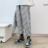 Muške duge hlače s natpisima