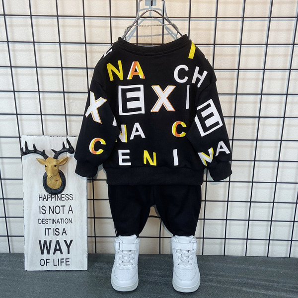 Παιδικό σετ ανοιξιάτικο  με τσέπη και οβάλ λαιμόκοψη σε μαύρο και άσπρο χρώμα