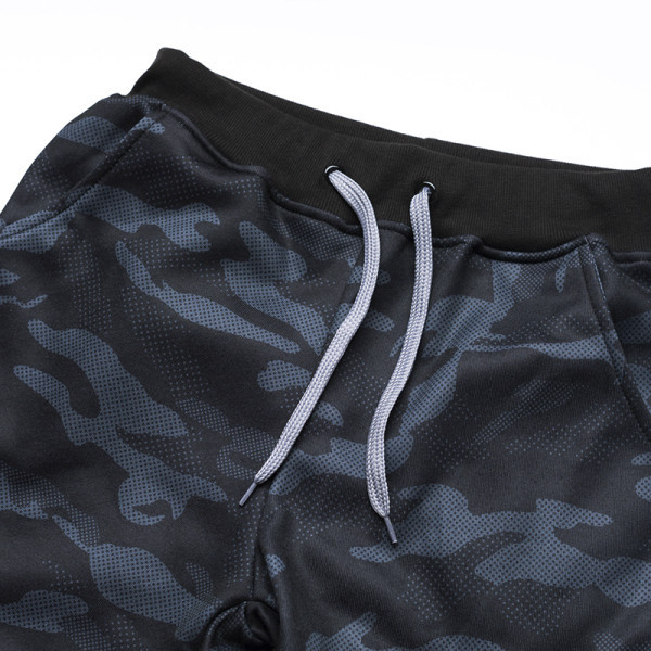 Ανδρικά αθλητικά παντελόνια με σχέδιο καμουφλάζ