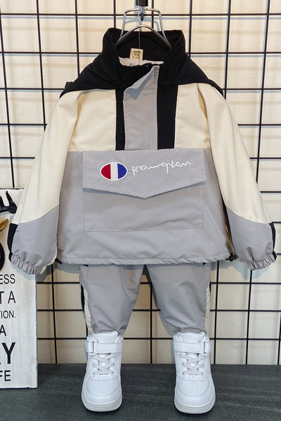 Dječji dnevni set za proljeće u tri boje