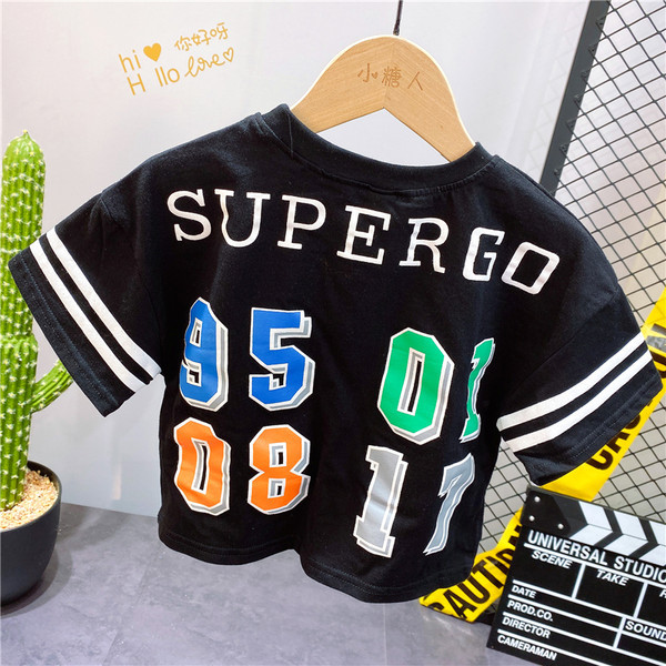 Παιδικό αθλητικό σετ μπλούζα και σορτς