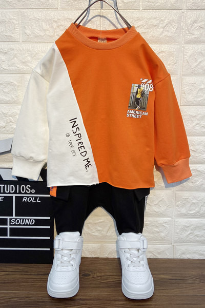 Καθημερινό παιδικό σετ σε δύο χρώματα κατάλληλο για αγόρια