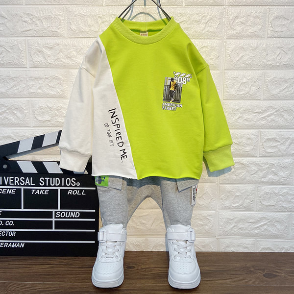 Καθημερινό παιδικό σετ σε δύο χρώματα κατάλληλο για αγόρια