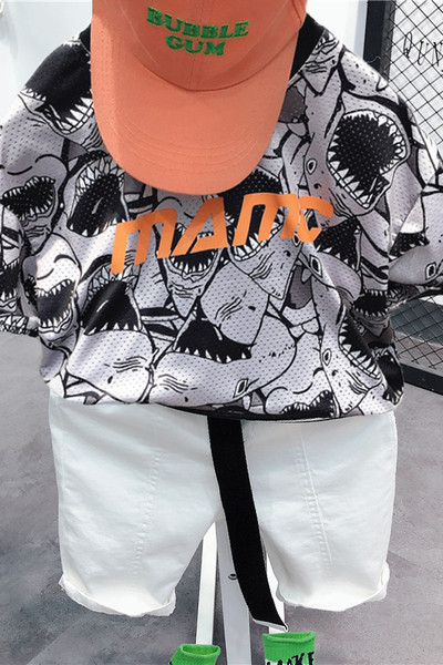 Παιδικό πολύχρωμο μπλουζάκι και σορτς - σετ για αγόρια