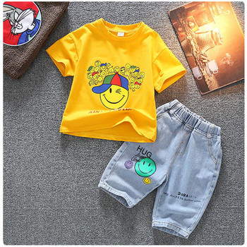 Модерен детски комплект от две части-дънки и тениска с апликация 