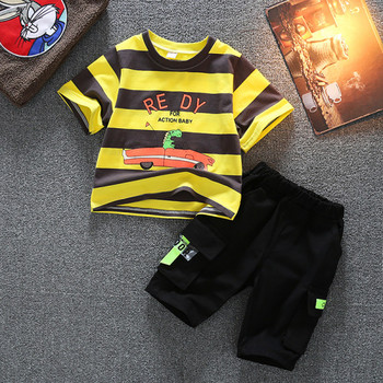 Детски комплект от две части-раирана тениска и панталон