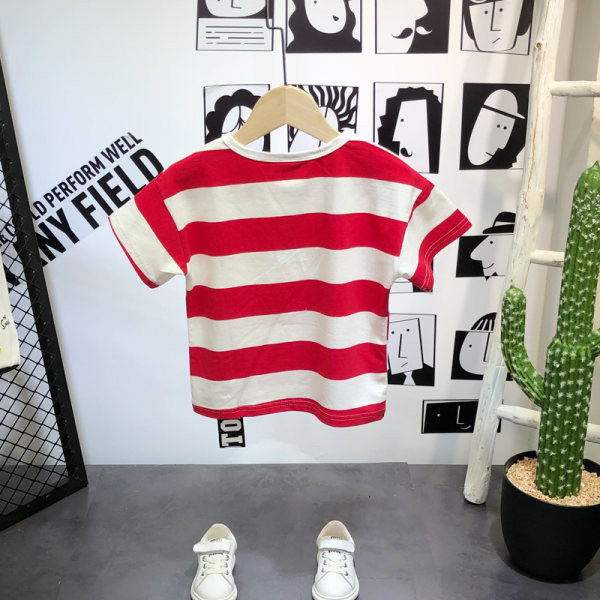 Ριγέ μπλουζάκι και σορτς τζιν - σετ για αγόρια