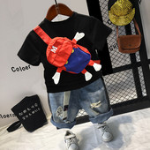 Moderan komplet - majica i kratke traperice za dječake