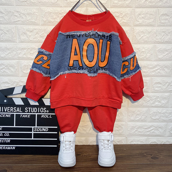 Παιδικά σετ σε δύο χρώματα κατάλληλο για αγόρια