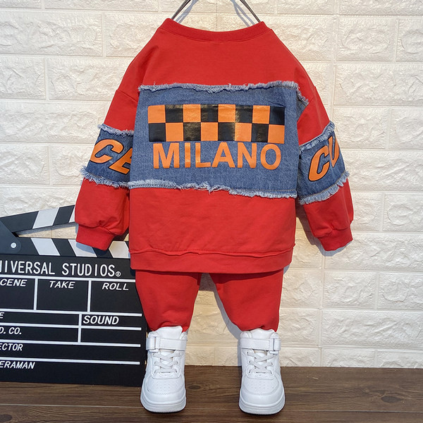 Παιδικά σετ σε δύο χρώματα κατάλληλο για αγόρια