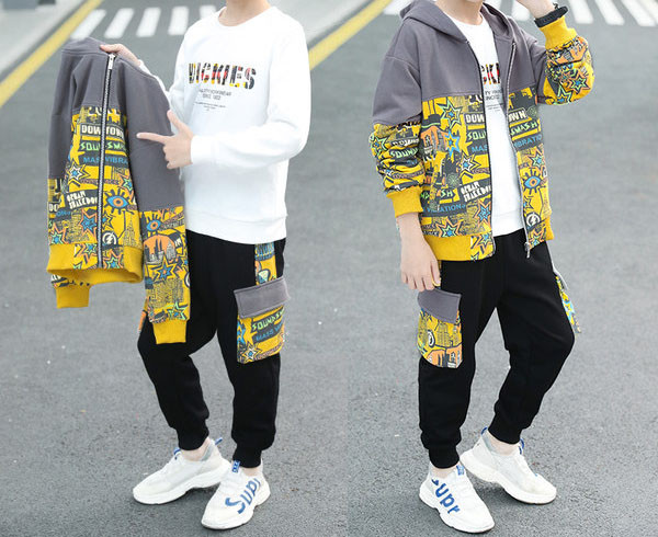 Σπορ παιδικό σετ σε τρία μέρη  για αγόρια