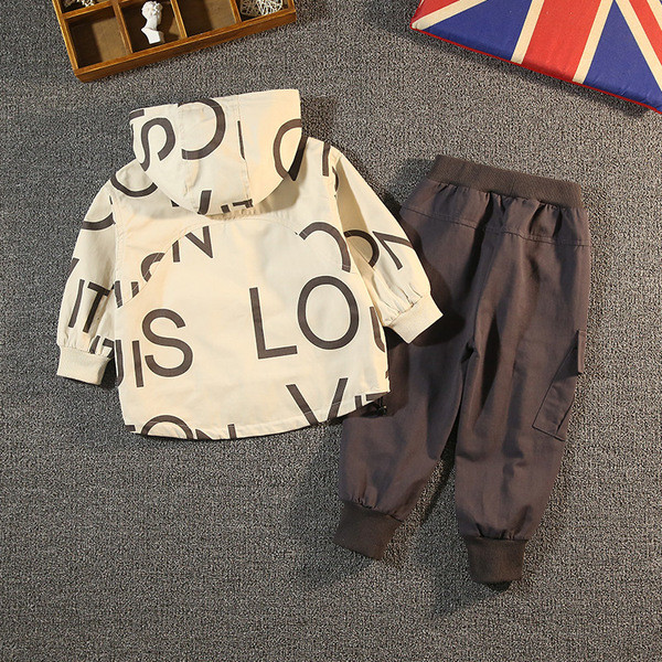 Νέο μοντέλο παιδικό σετ  από δύο μέρη - για αγόρια