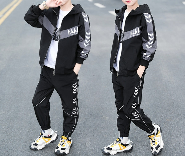 Dječji dnevni set u tri boje za dječake