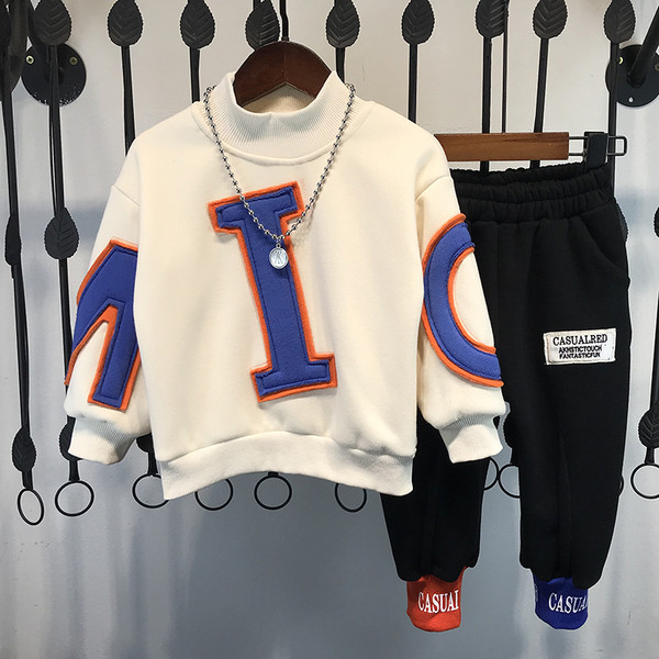 Παιδικό σετ για αγόρια - φούτερ και παντελόνι