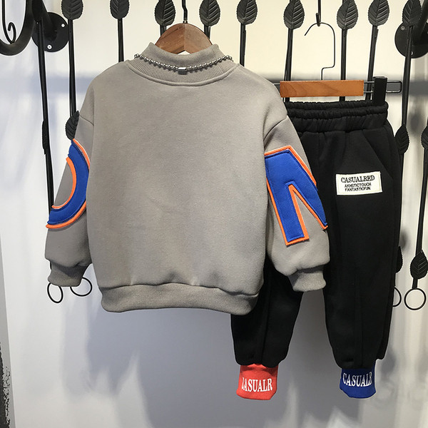 Παιδικό σετ για αγόρια - φούτερ και παντελόνι