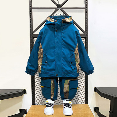 Dnevni dječji set s kamuflažnim printom