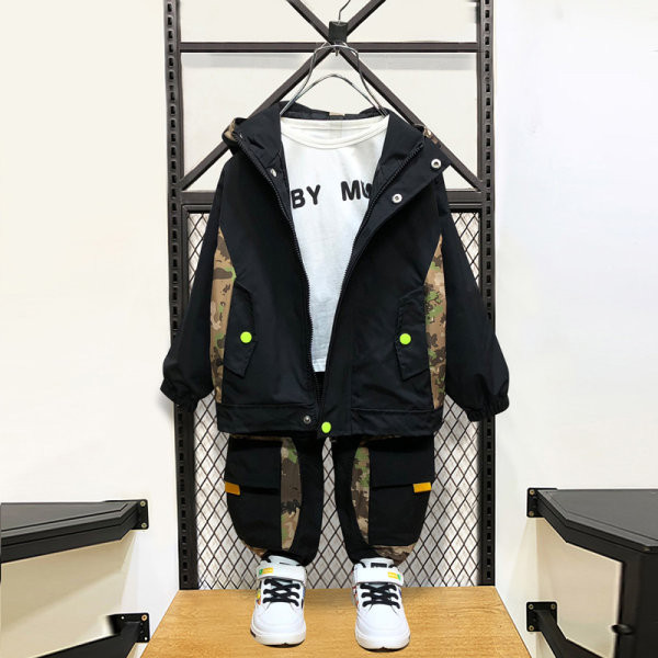 Dnevni dječji set s kamuflažnim printom