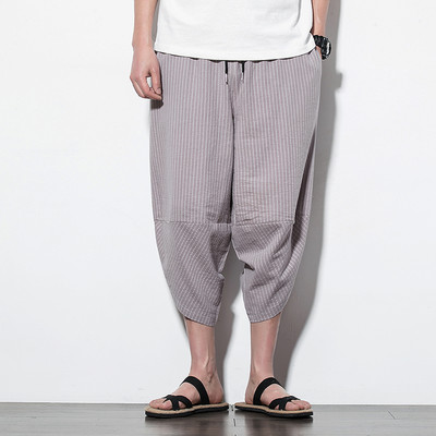 Pantaloni bărbați în dungi model larg