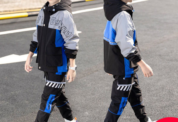 Καθημερινά παιδικά σετ από δύο μέρη με επιγραφές - για αγόρια