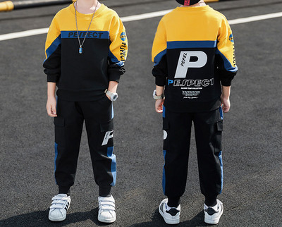 Καθημερινά παιδικά σετ από δύο μέρη - μπλούζα και παντελόνι