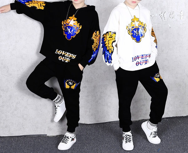 Dječji svakodnevni set s uzorkom u boji u bijeloj i crnoj boji